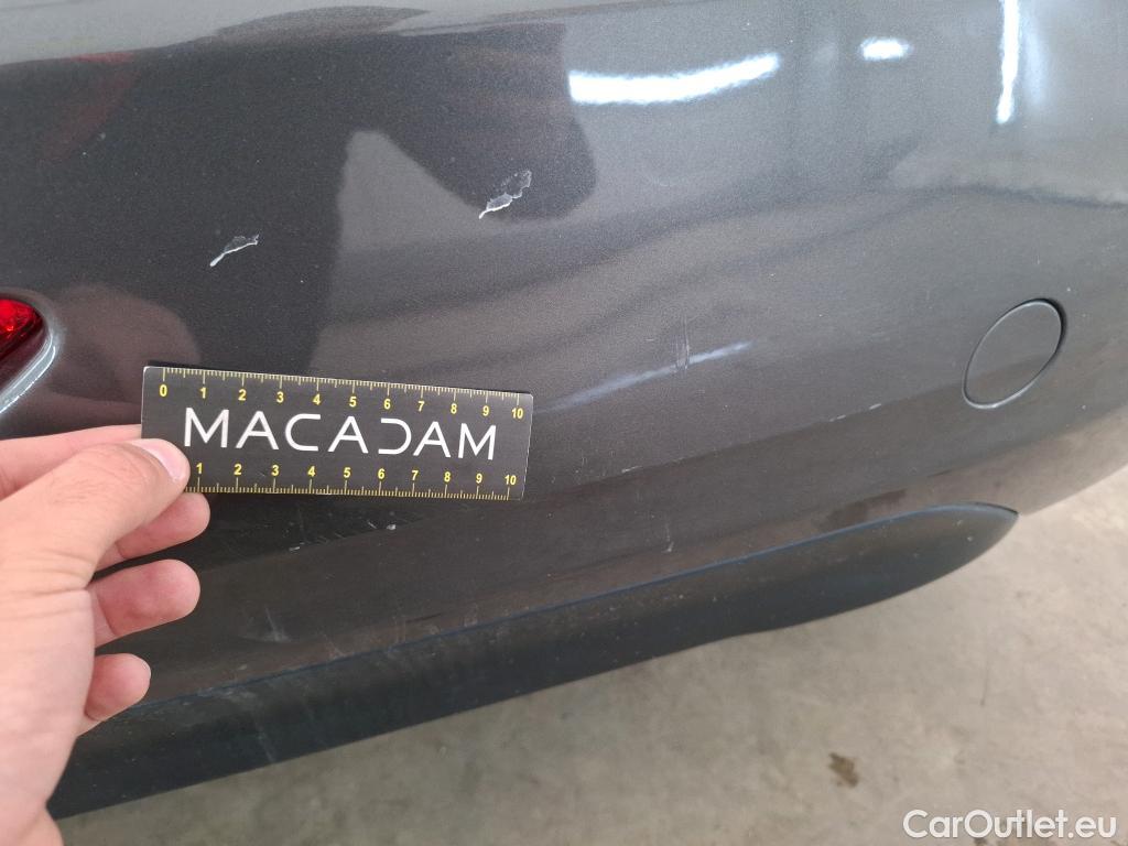  Peugeot  208  Affaire Premium 1.5 HDi 100CV BVM5 E6dT #35