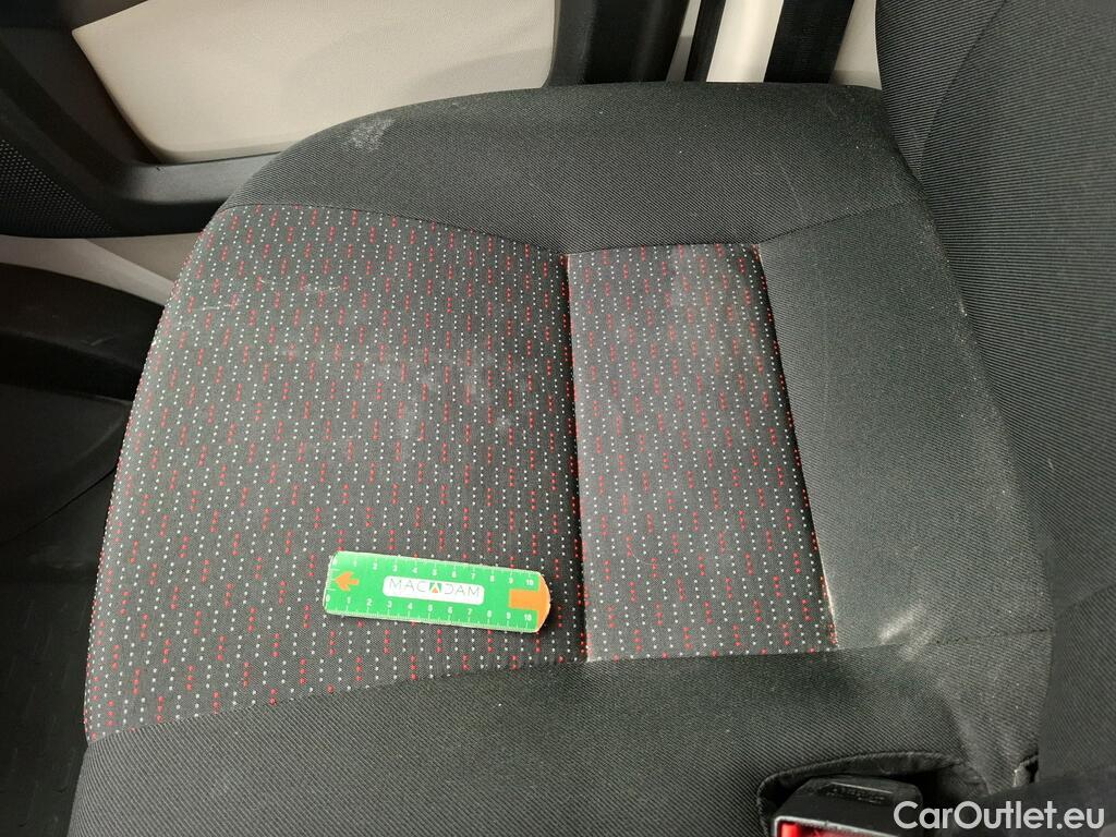  Peugeot  Boxer PEUGEOT  VU 4p Fourgon 2.0 BLUEHDI 110 PREMIUM 333 L1H1 #31