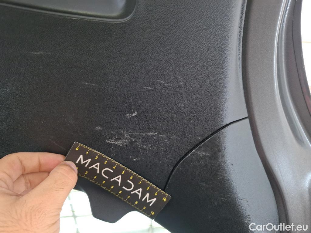  Peugeot  208  Affaire Premium 1.5 HDi 100CV BVM5 E6dT #109