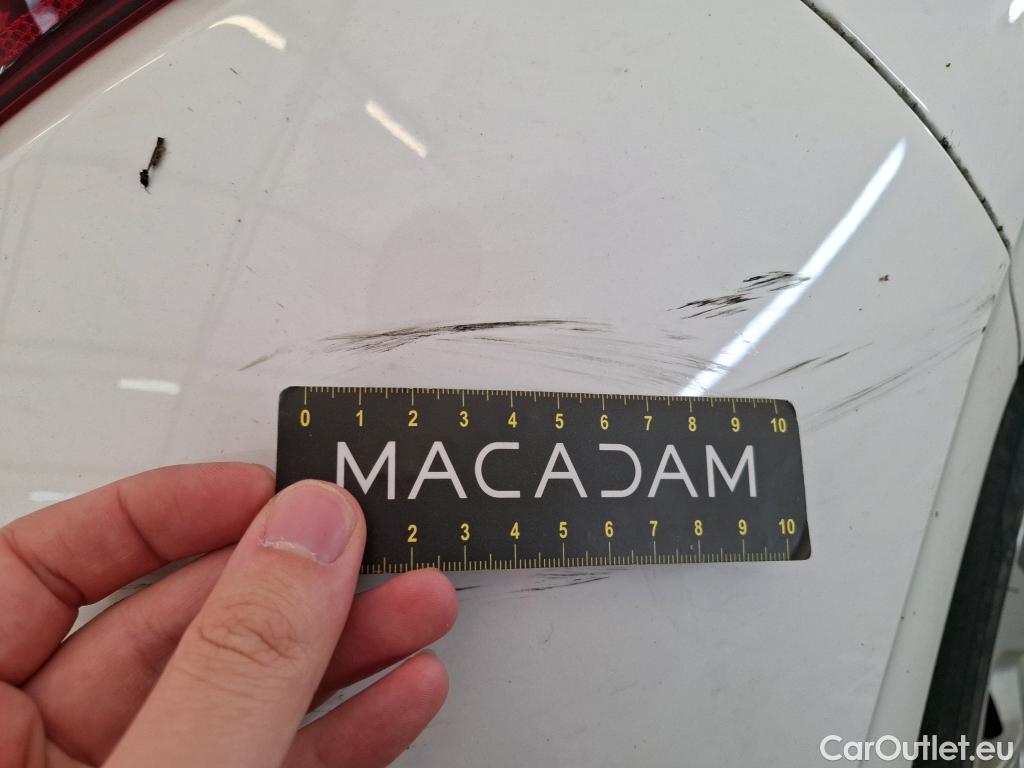  Peugeot  208 PEUGEOT  Affaire / 2015 / 5P / Berline BlueHDi 100 S&S PREMIUM PACK #10