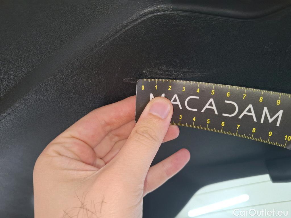  Peugeot  208 PEUGEOT  Affaire / 2015 / 5P / Berline BlueHDi 100 S&S PREMIUM PACK #23