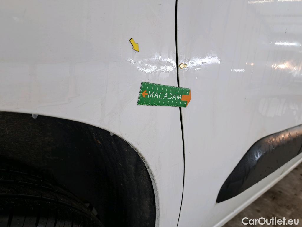  Peugeot  Partner PEUGEOT  VU 4p Fourgonnette BLUEHDI 75 1000KG STANDARD GRIP #3