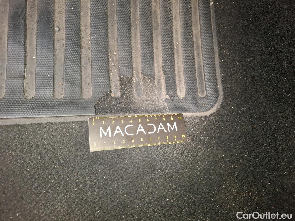  Peugeot  208  Affaire Premium 1.5 HDi 100CV BVM5 E6dT #8