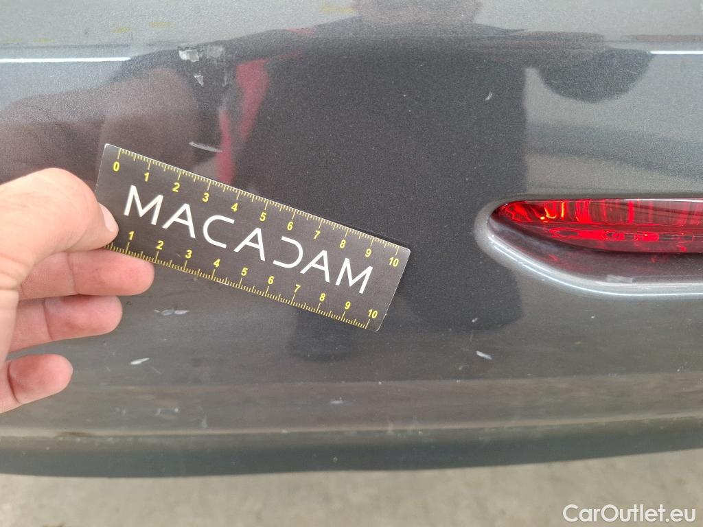  Peugeot  208  Affaire Premium 1.5 HDi 100CV BVM5 E6dT #33