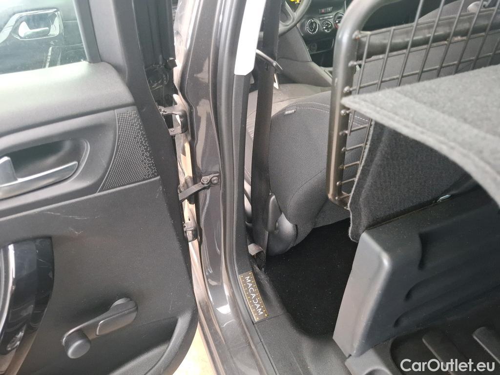  Peugeot  208  Affaire Premium 1.5 HDi 100CV BVM5 E6dT #89