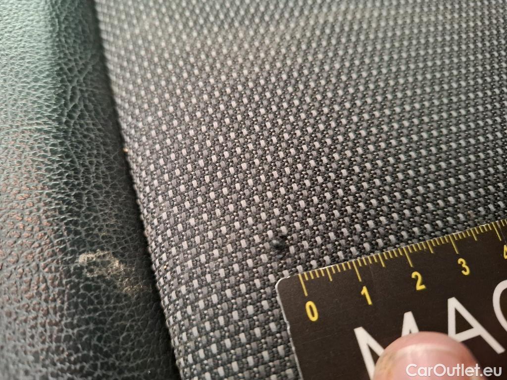  Opel  Vivaro OPEL  / 2019 / 4P / Fourgon tôlé 1.5 Diesel 120 ch L1 Pack Clim #21