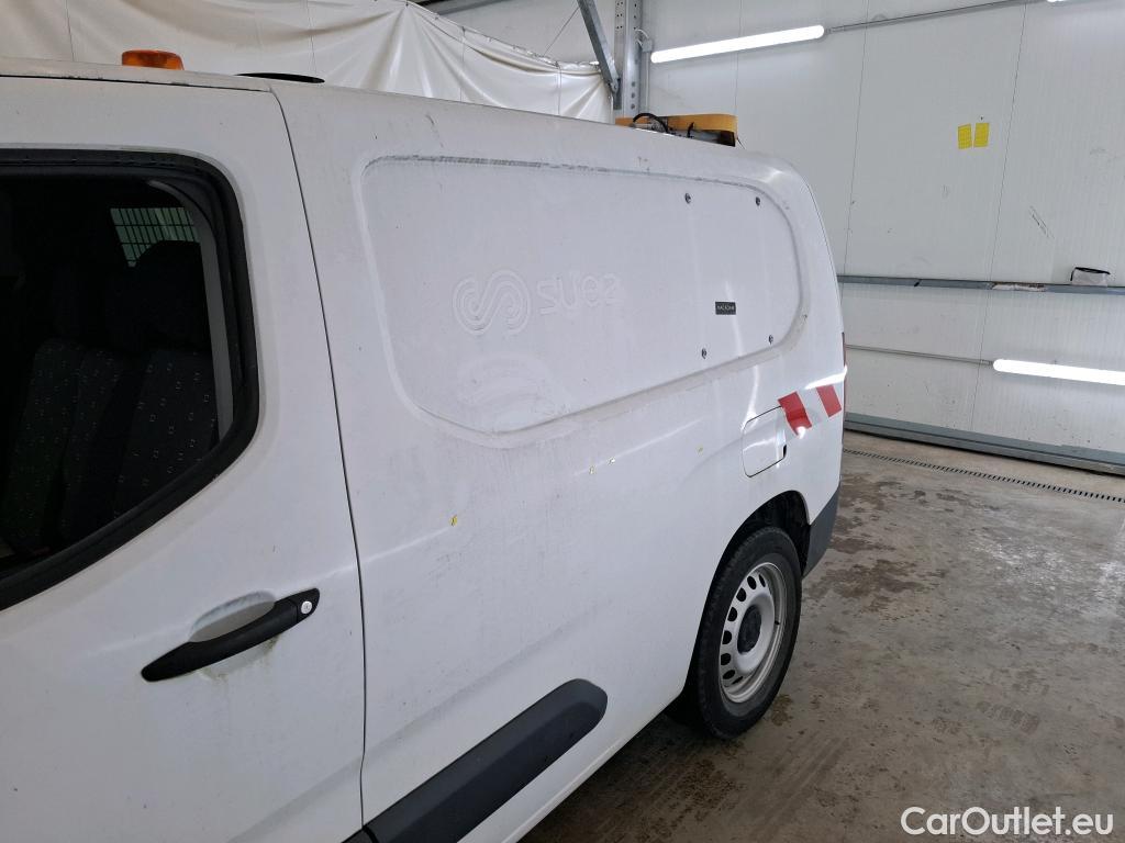  Peugeot  Partner PEUGEOT  VU 4p Fourgonnette BLUEHDI 100 S&S 950KG LONG GRIP #1