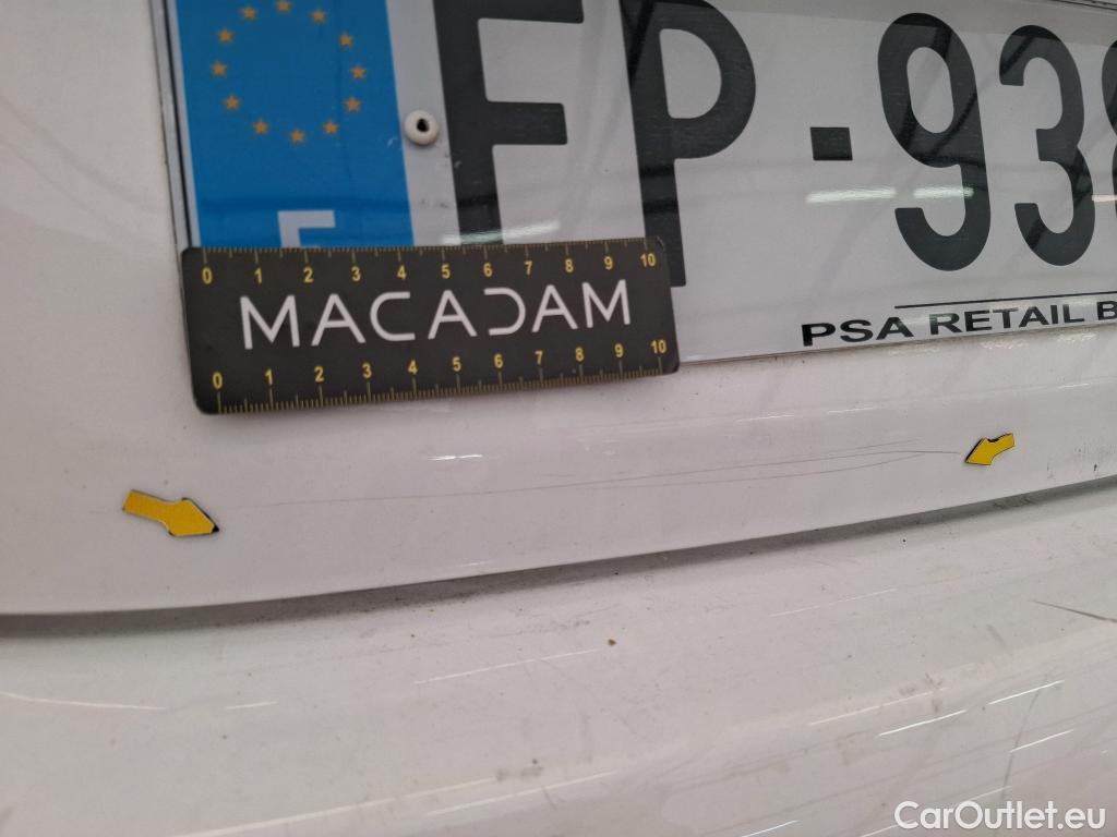  Peugeot  208 PEUGEOT  Affaire / 2015 / 5P / Berline BlueHDi 100 S&S PREMIUM PACK #4