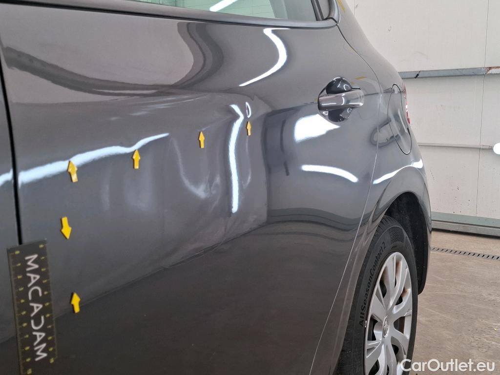  Peugeot  208  Affaire Premium 1.5 HDi 100CV BVM5 E6dT #47