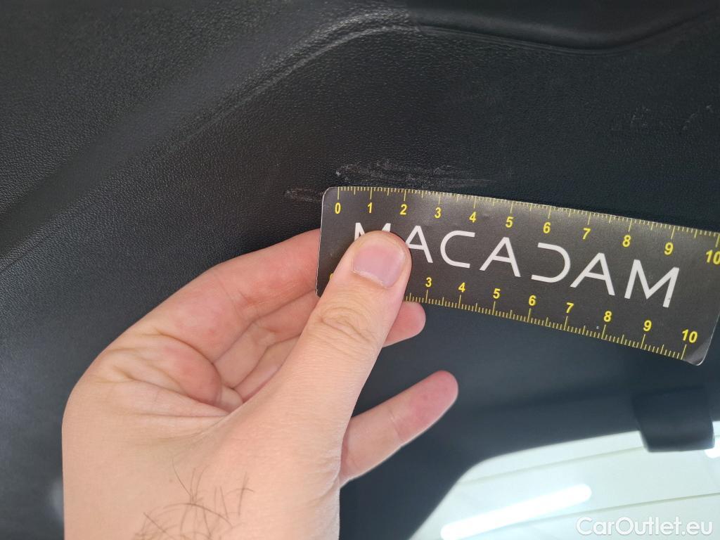  Peugeot  208 PEUGEOT  Affaire / 2015 / 5P / Berline BlueHDi 100 S&S PREMIUM PACK #22