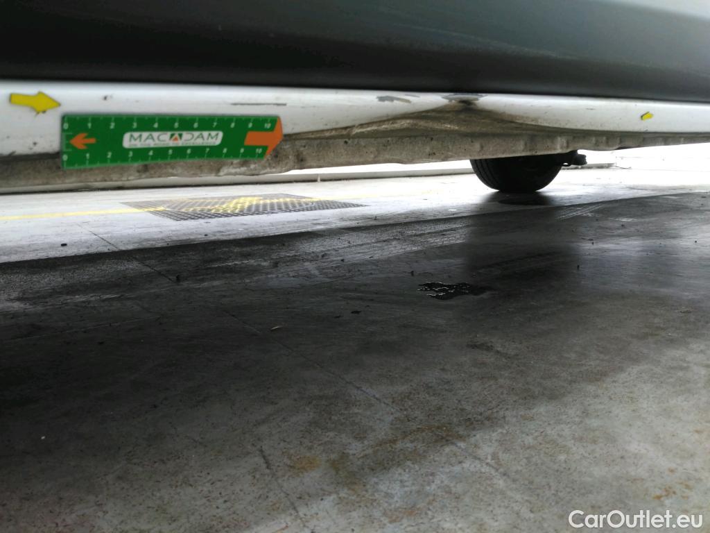  Peugeot  Expert  Fourgon Asphalt L3 2.0 HDi 120CV BVM6 E6dT #2