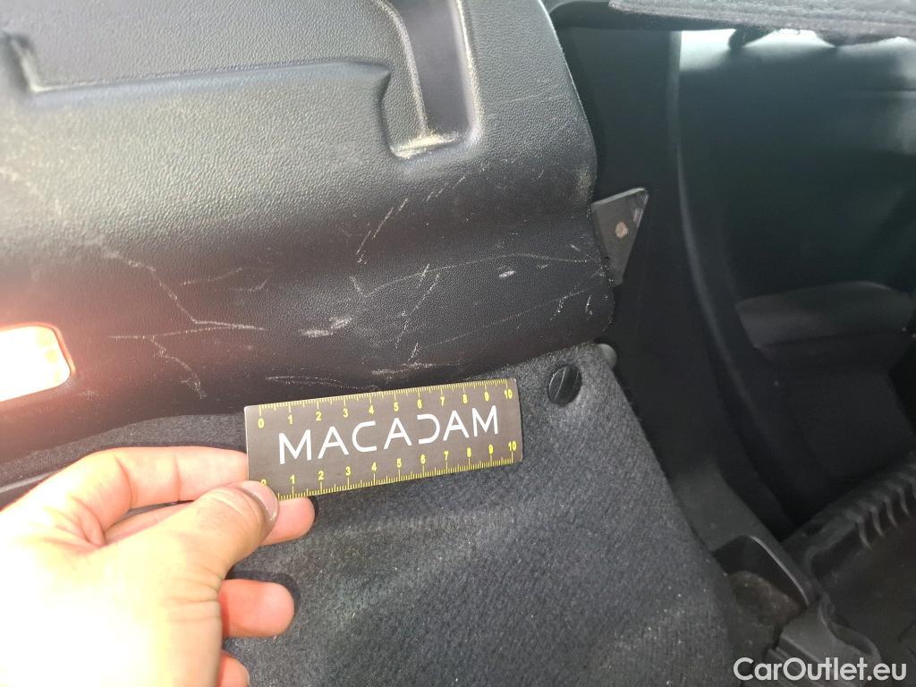  Peugeot  208  Affaire Premium 1.5 HDi 100CV BVM5 E6dT #115