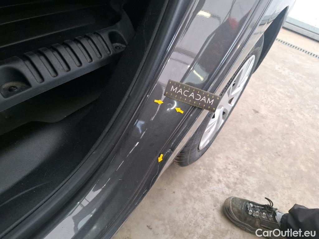  Peugeot  208  Affaire Premium 1.5 HDi 100CV BVM5 E6dT #84