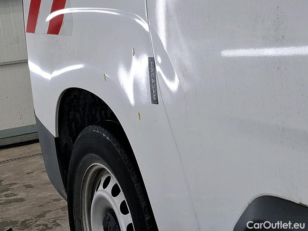  Peugeot  Partner PEUGEOT  VU 4p Fourgonnette BLUEHDI 100 S&S 950KG LONG GRIP #10