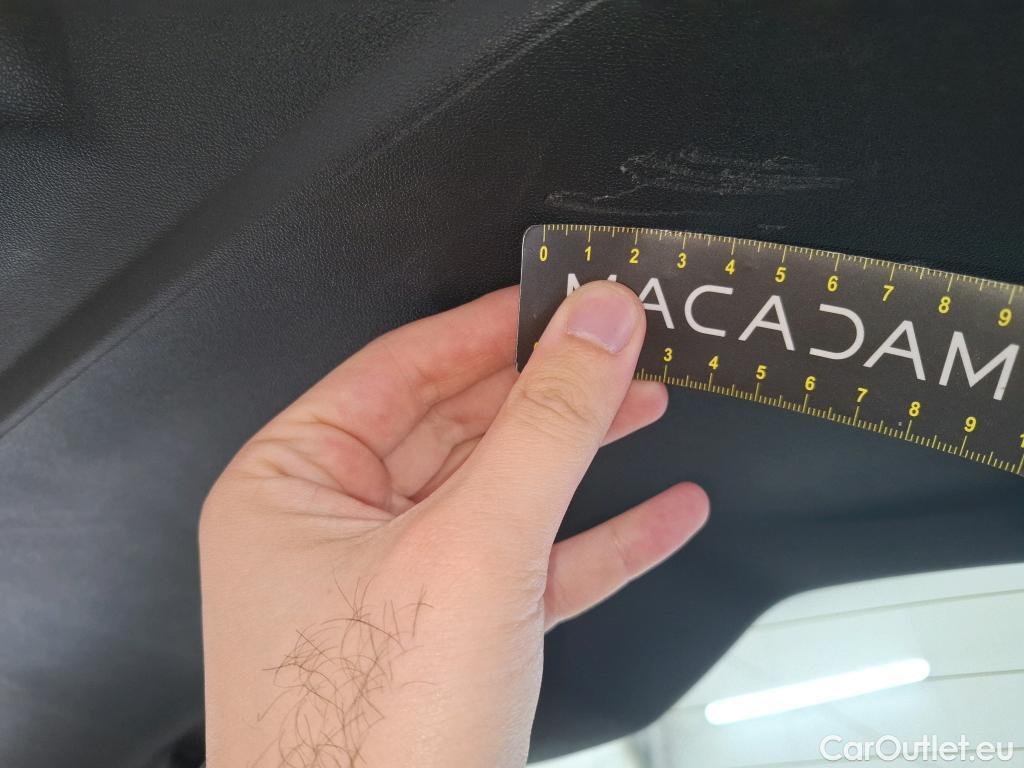  Peugeot  208 PEUGEOT  Affaire / 2015 / 5P / Berline BlueHDi 100 S&S PREMIUM PACK #24