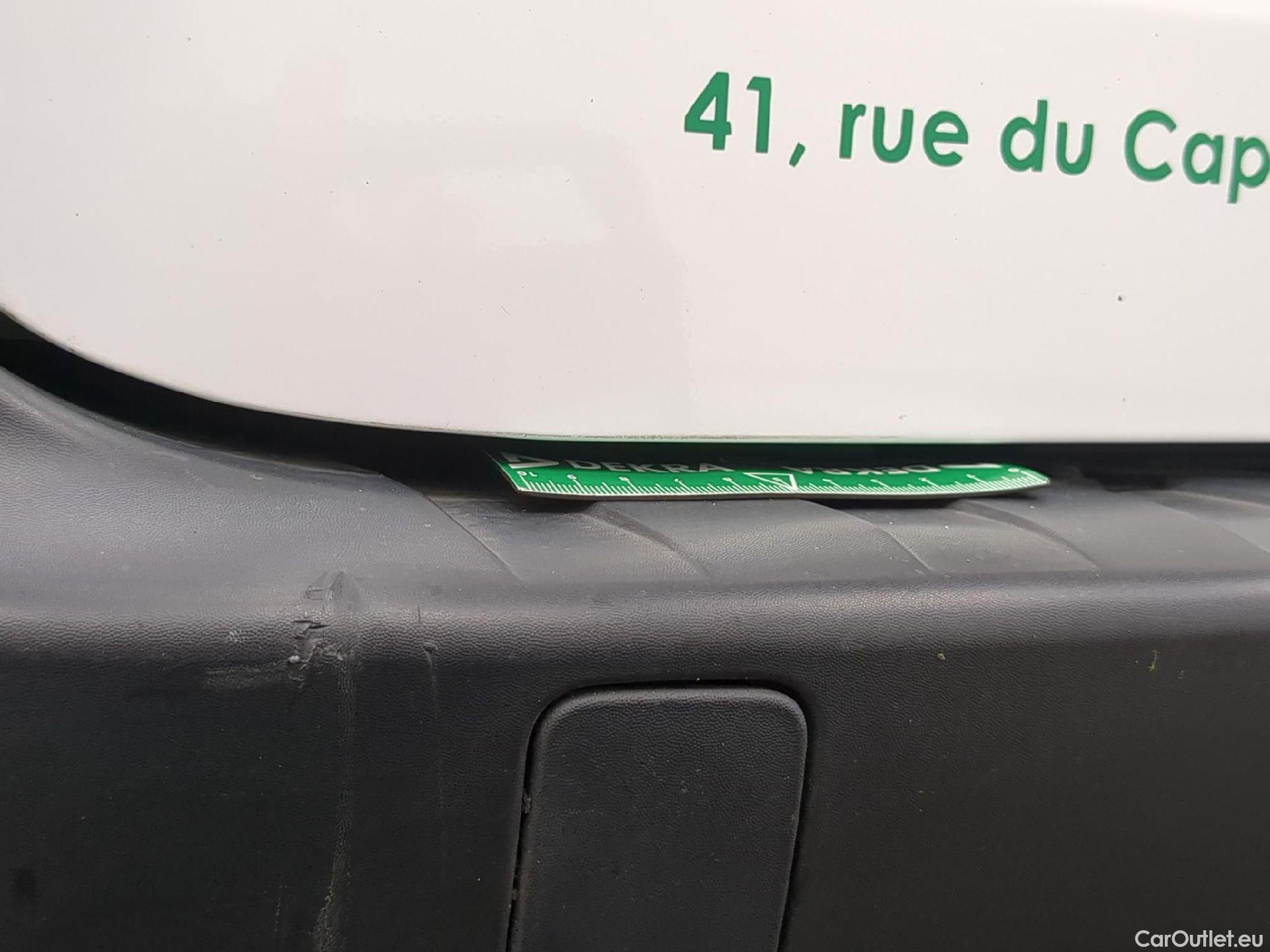  Renault  EXPRESS RENAULT Kangoo  / 2013 / 4P / Fourgonnette Grand Confort - Blue dCi 95 #16