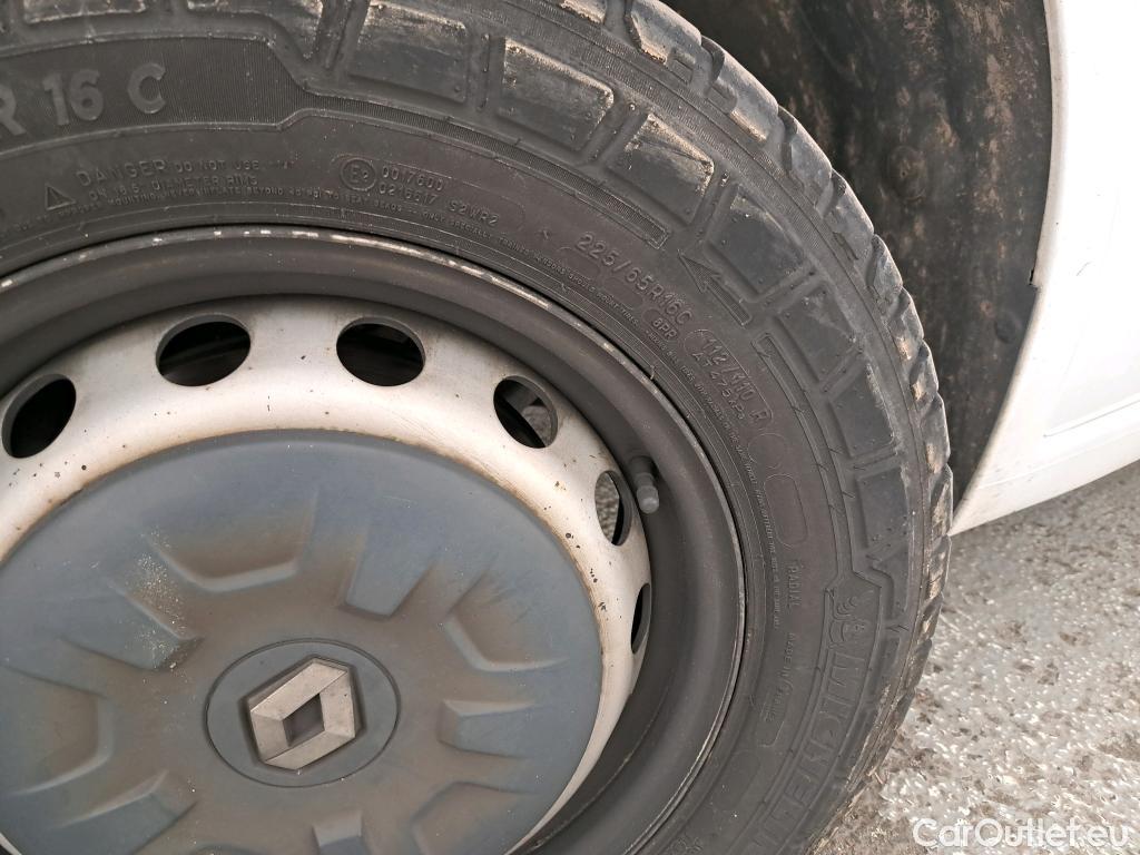  Renault  Master  III Fourgon L3H2 3 5 Grand Confort dCi 145CV BVM6 E6 #33