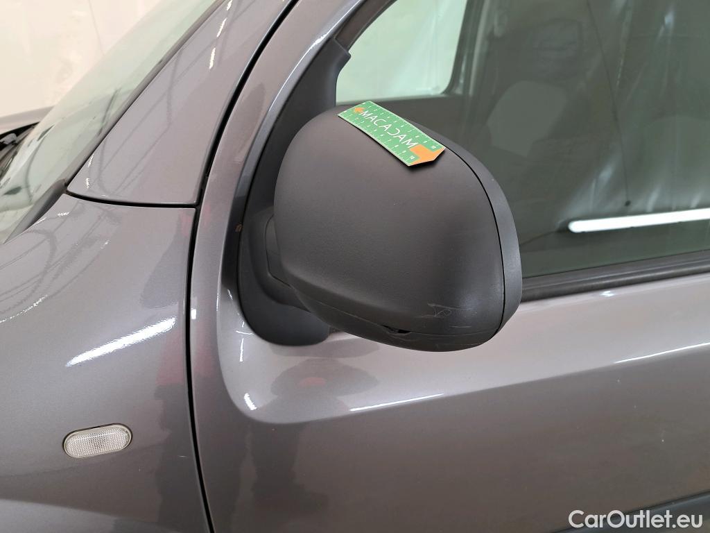  Renault  Kangoo RENAULT  Express / 2013 / 4P / Fourgonnette Grand Confort TCe 115 EDC #49