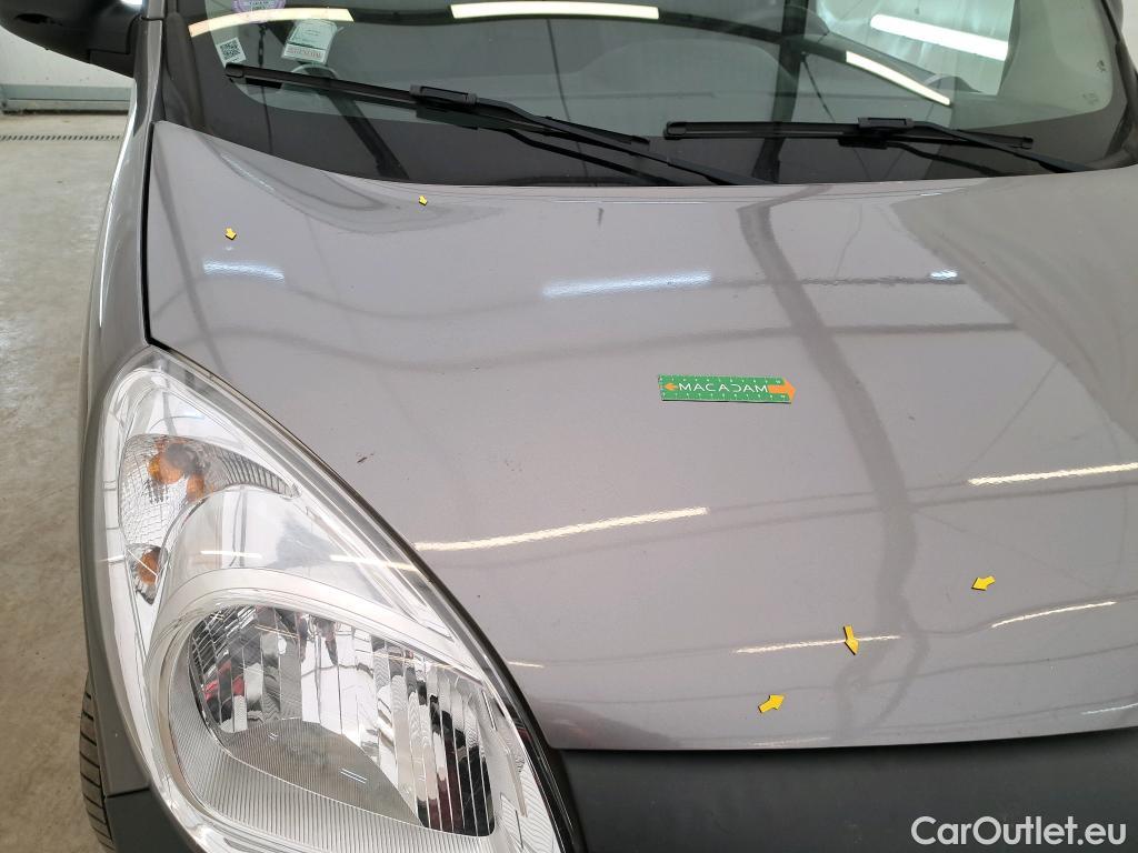  Renault  Kangoo RENAULT  Express / 2013 / 4P / Fourgonnette Grand Confort TCe 115 EDC #28