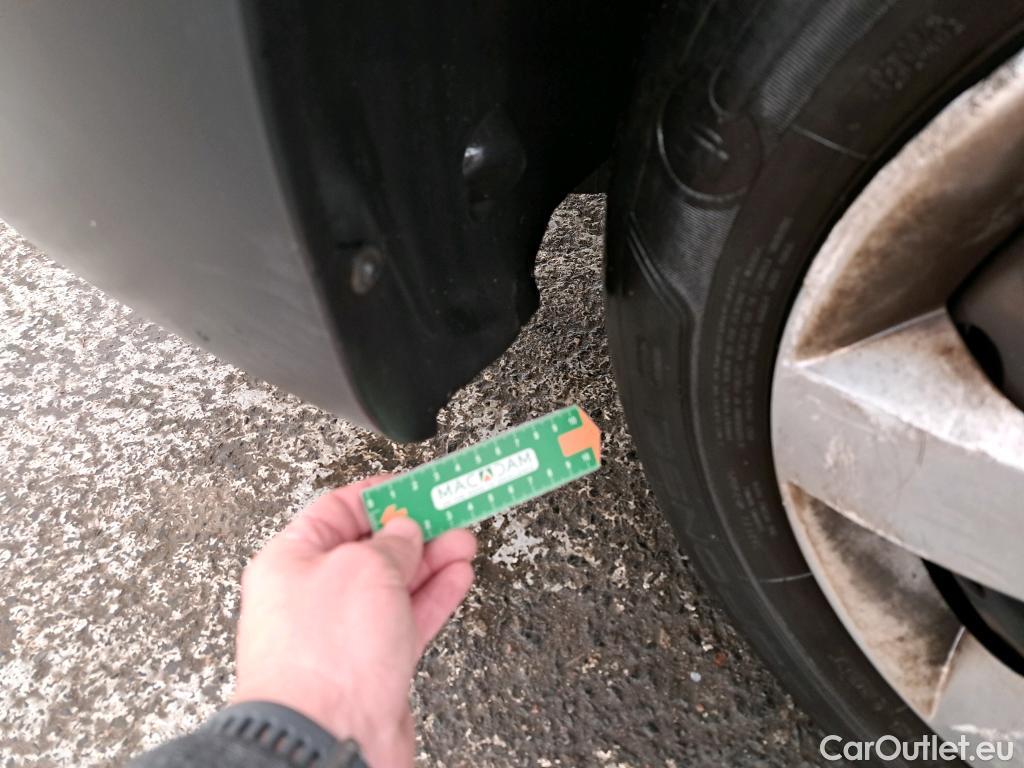  Renault  Kangoo  Express Maxi Extra (Série Spéciale) 1.5 dCi 90CV BVM5 E6 #72