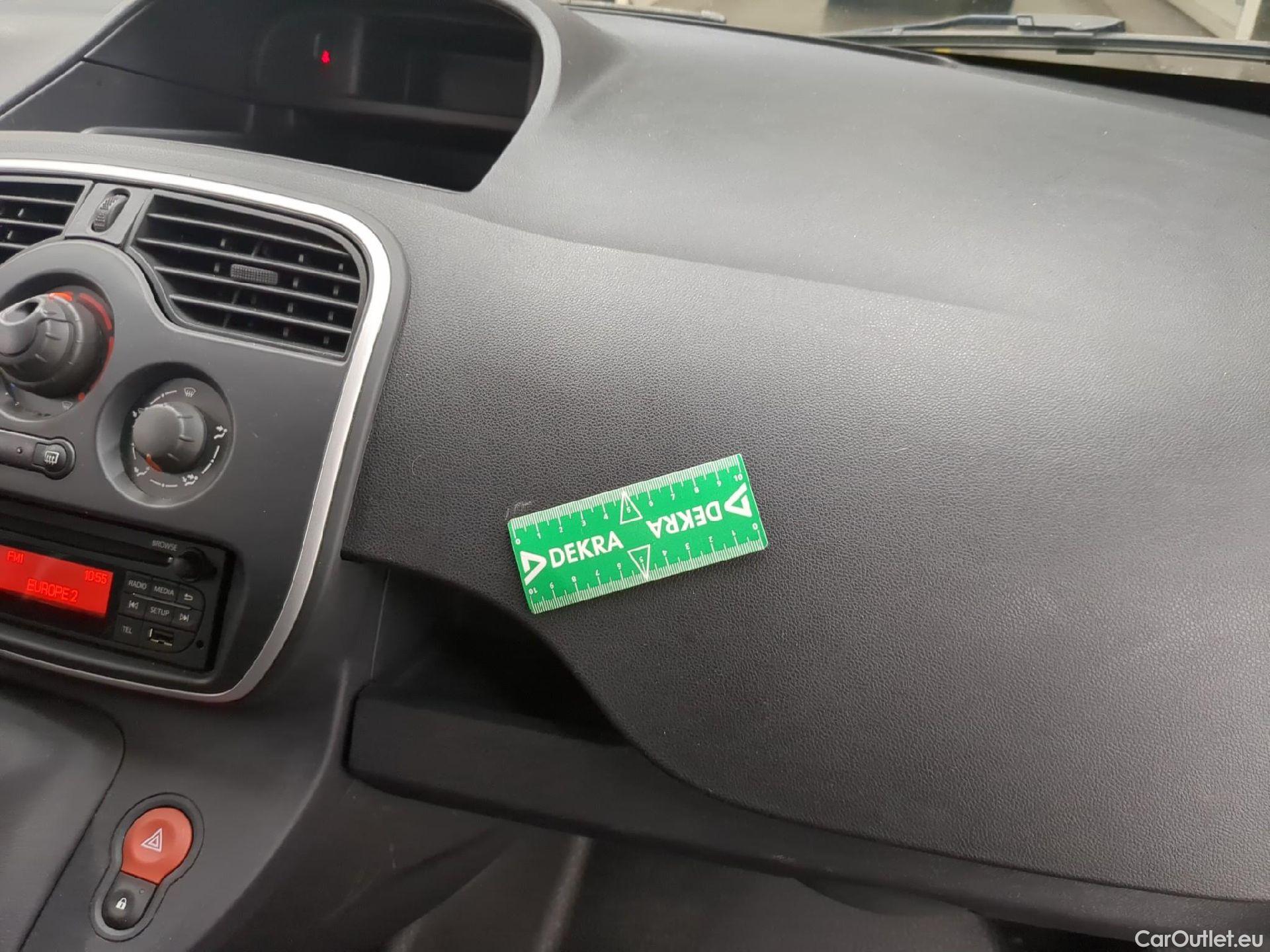  Renault  EXPRESS RENAULT Kangoo  / 2013 / 4P / Fourgonnette Grand Confort - Blue dCi 95 #2