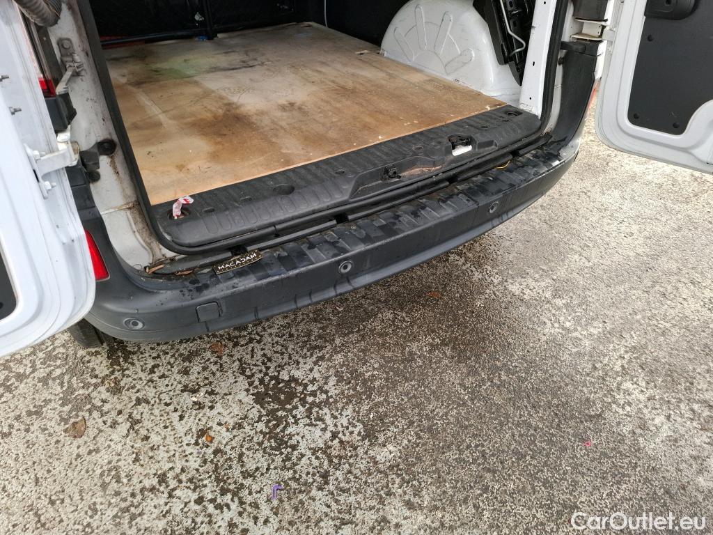  Renault  Kangoo  Express Extra (Série Spéciale) 1.5 dCi 75CV BVM5 E6 #9