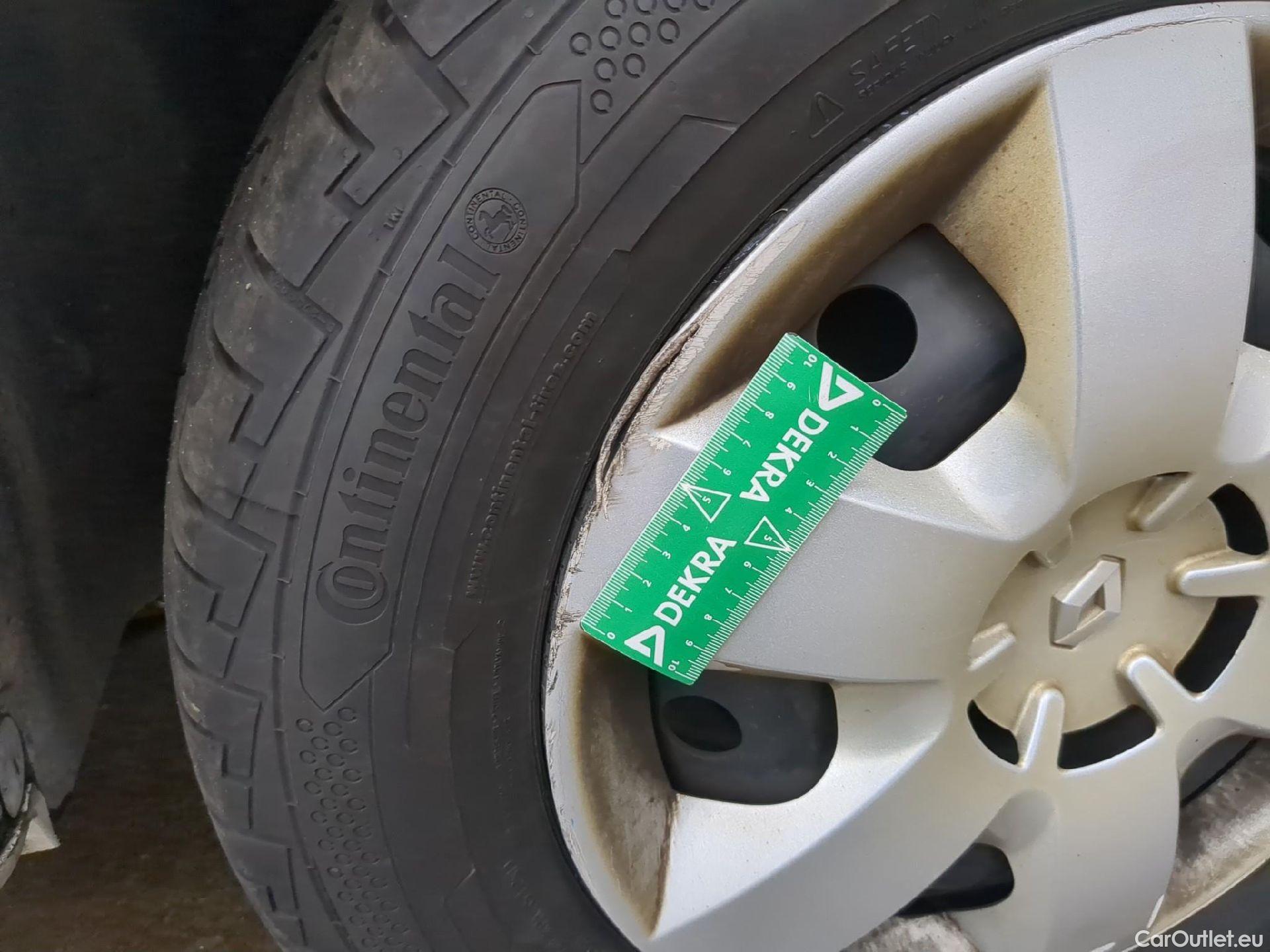  Renault  Kangoo  Express Maxi Extra (Série Spéciale) 1.5 #13