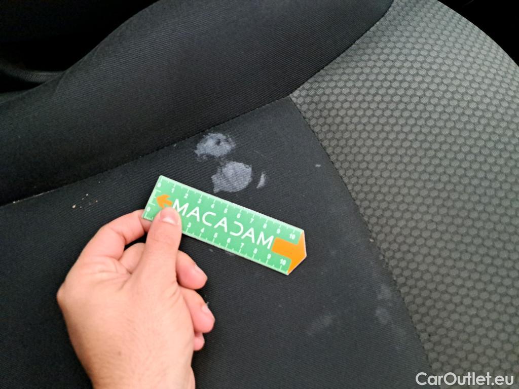  Renault  Kangoo RENAULT  Express / 2013 / 4P / Fourgonnette Grand Confort TCe 115 EDC #40