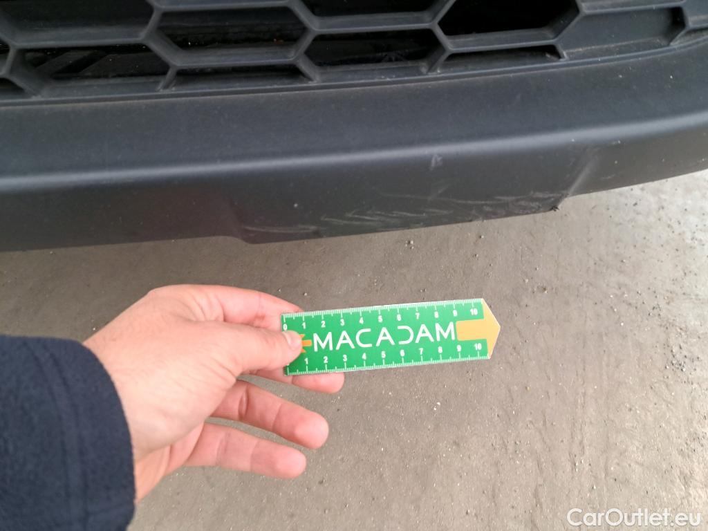  Renault  Kangoo RENAULT  Express / 2013 / 4P / Fourgonnette Grand Confort TCe 115 EDC #37