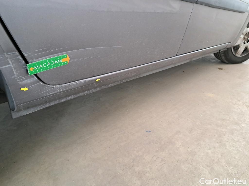  Renault  Kangoo RENAULT  Express / 2013 / 4P / Fourgonnette Grand Confort TCe 115 EDC #51