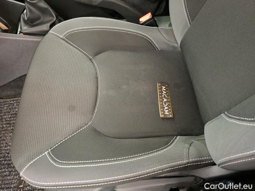  Renault  Clio  IV Air MediaNav 1.5 dCi 75CV BVM5 E6 #25