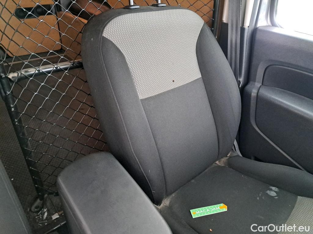  Renault  Kangoo RENAULT  Express / 2013 / 4P / Fourgonnette Grand Confort TCe 115 EDC #30