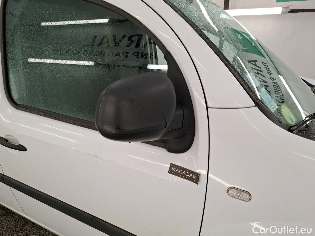  Renault  Kangoo  Express Extra (Série Spéciale) 1.5 dCi 75CV BVM5 E6 #24