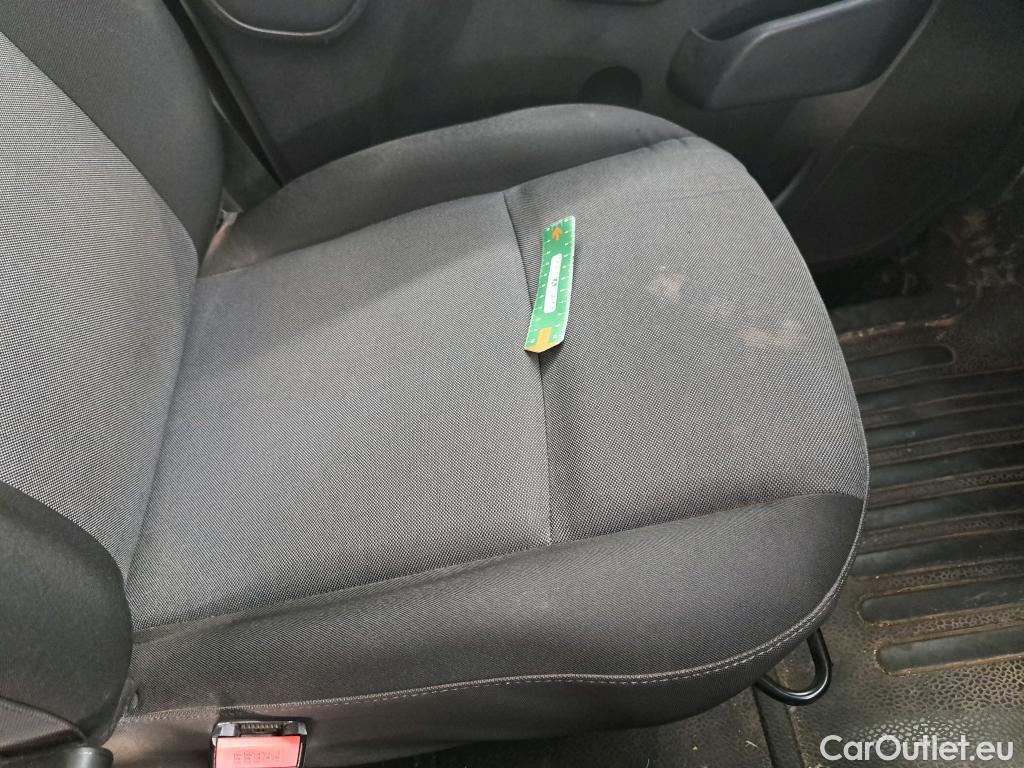  Renault  Master  III Fourgon L3H2 3 5 Grand Confort dCi 145CV BVM6 E6 #19