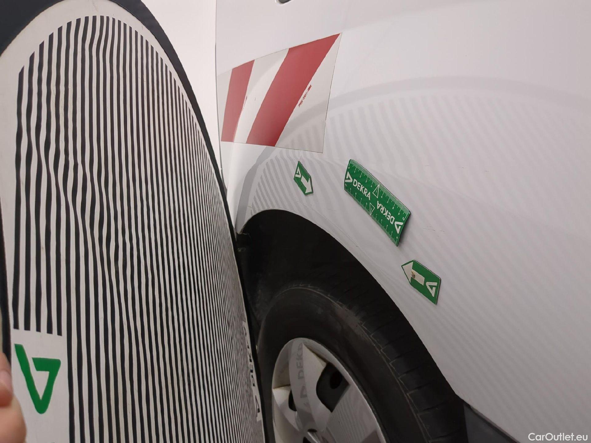  Renault  Kangoo  Express Maxi Extra (Série Spéciale) 1.5 #19