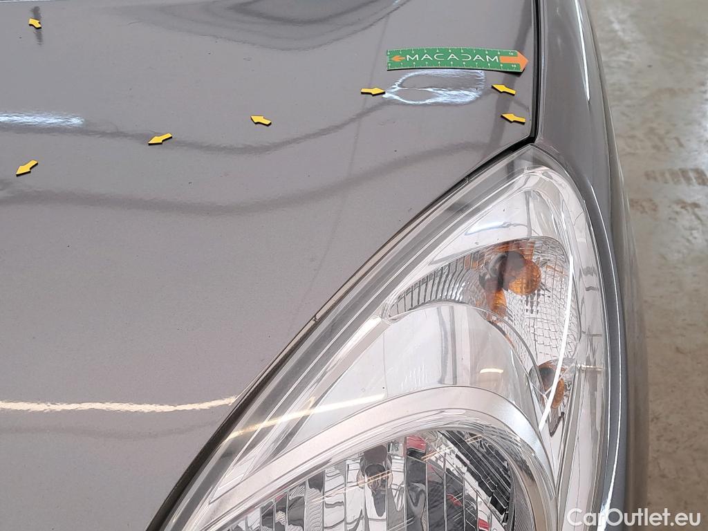  Renault  Kangoo RENAULT  Express / 2013 / 4P / Fourgonnette Grand Confort TCe 115 EDC #20