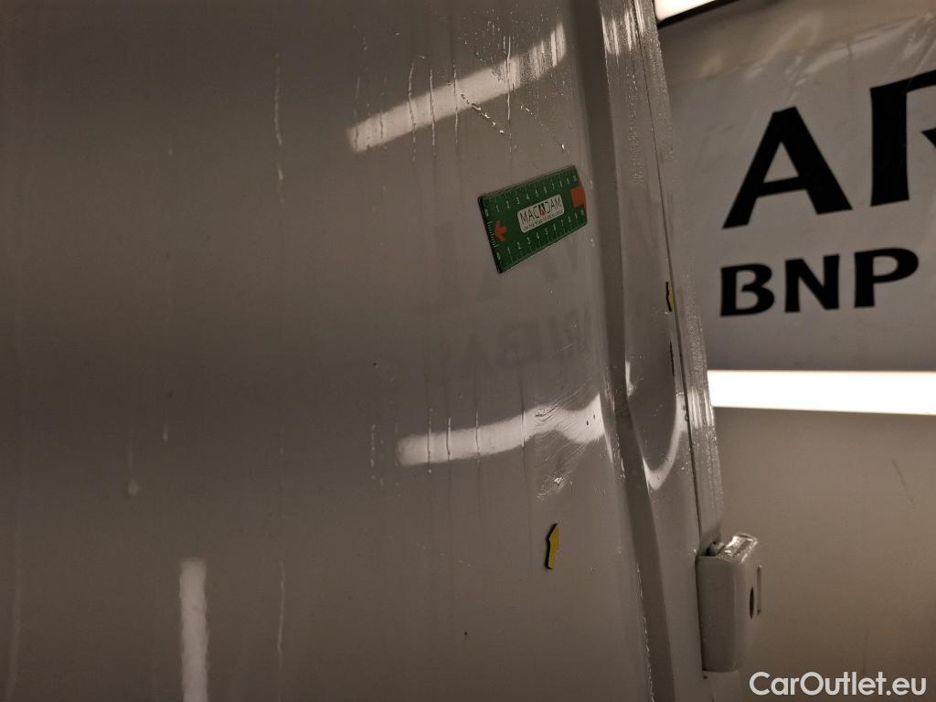  Renault  Master  Fourgon L3H2 3 5 Grand Confort dCi 135CV BVM6 E6dT 7 PLACES #14