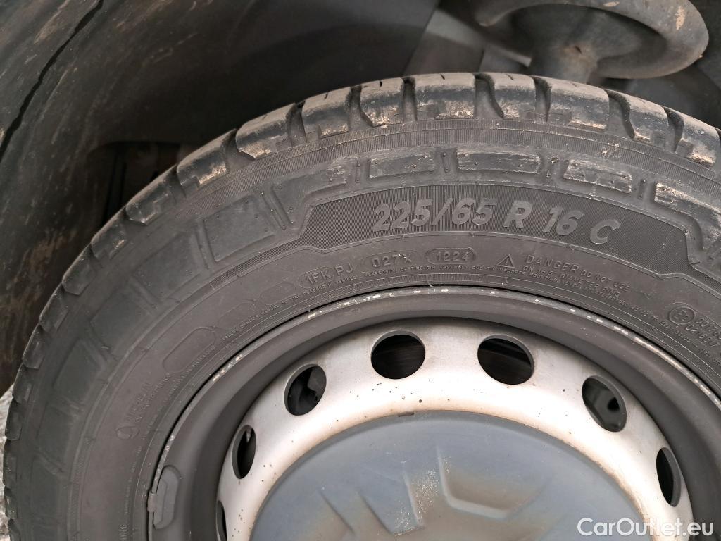  Renault  Master  III Fourgon L3H2 3 5 Grand Confort dCi 145CV BVM6 E6 #32