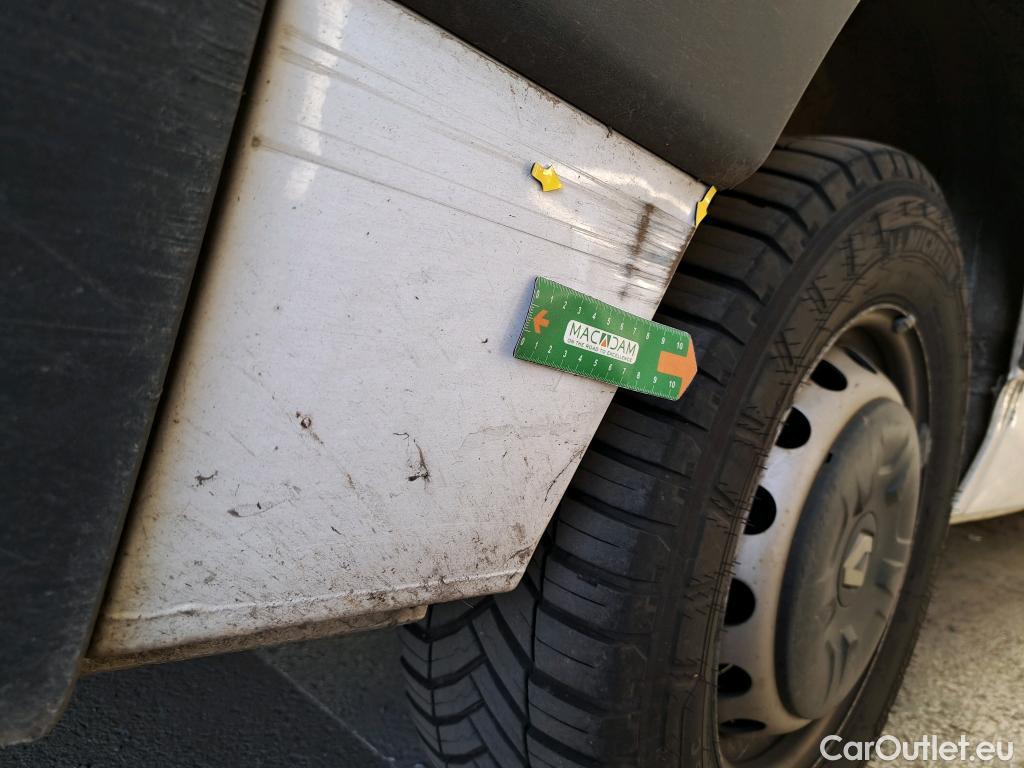  Renault  Master  III Fourgon L3H2 3 5 Grand Confort dCi 145CV BVM6 E6 #5