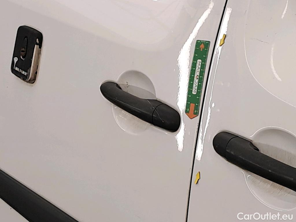  Renault  Kangoo  Express Maxi Extra (Série Spéciale) 1.5 dCi 90CV BVM5 E6 #51