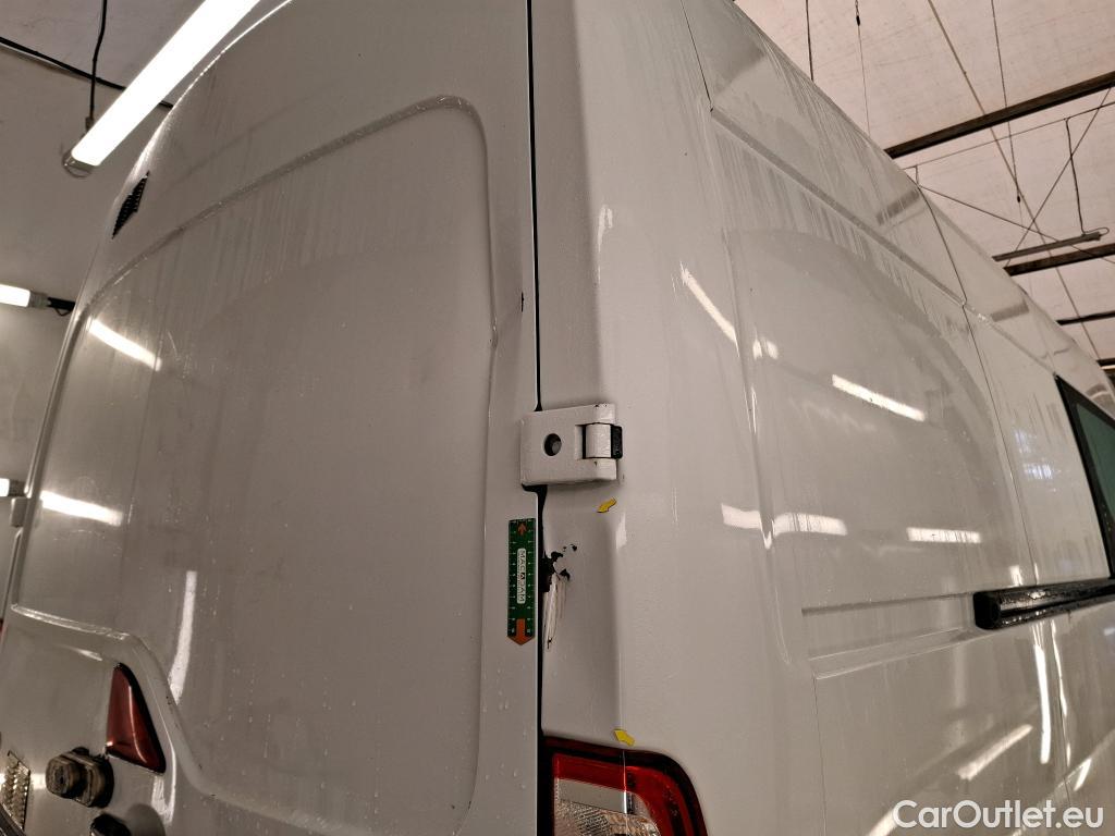  Renault  Master  Fourgon L3H2 3 5 Grand Confort dCi 135CV BVM6 E6dT 7 PLACES #21