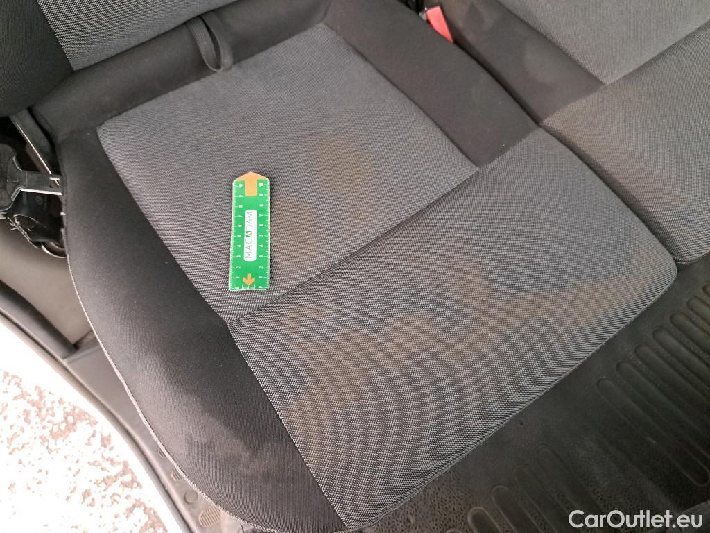  Renault  Master  III Fourgon L3H2 3 5 Grand Confort dCi 145CV BVM6 E6 #39