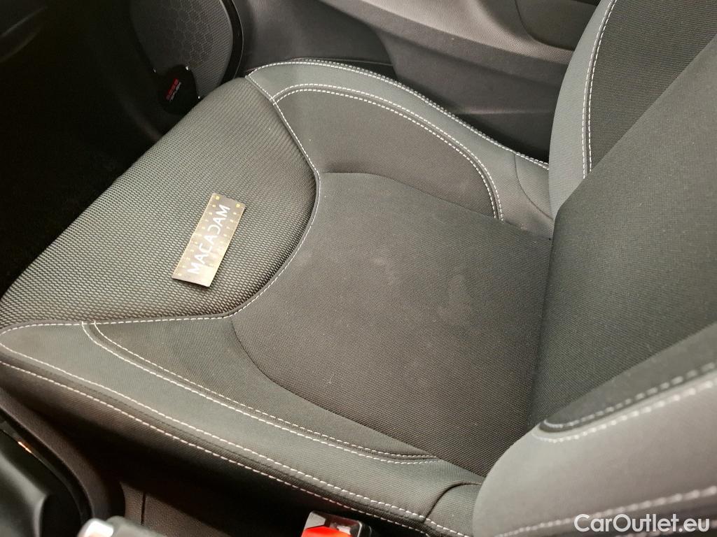  Renault  Clio  IV Air MediaNav 1.5 dCi 75CV BVM5 E6 #24