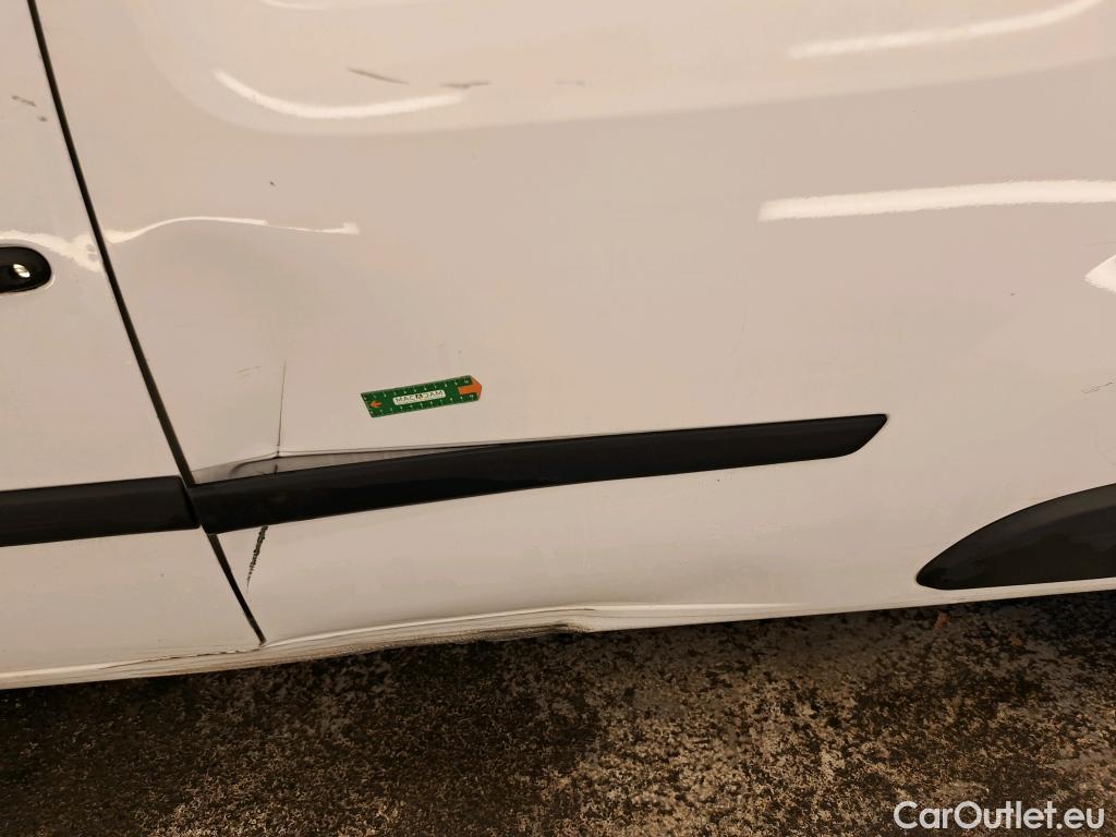  Renault  Kangoo  Express Maxi Extra (Série Spéciale) 1.5 dCi 90CV BVM5 E6 #95