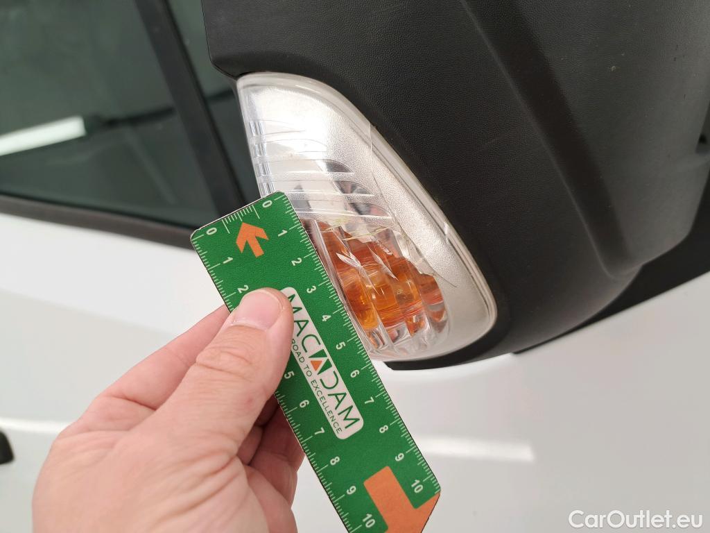  Renault  Master  III Fourgon L3H2 3 5 Grand Confort dCi 145CV BVM6 E6 #16