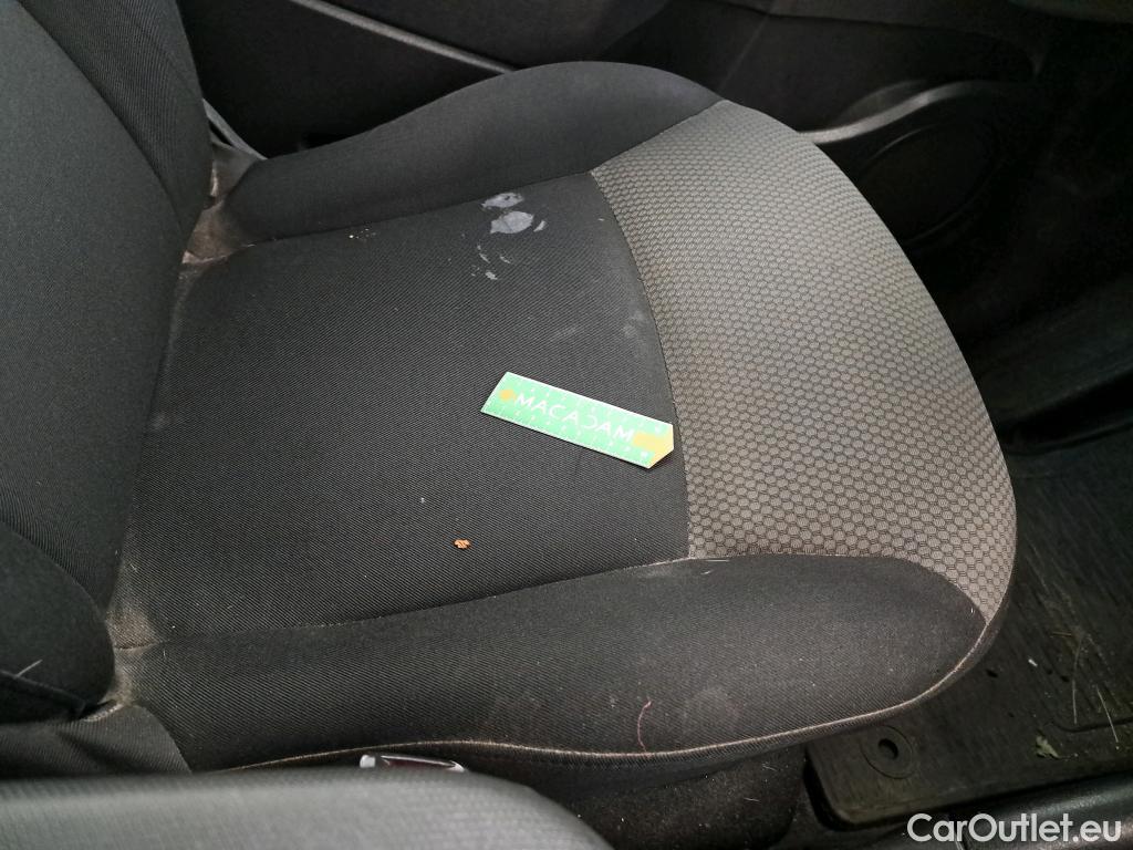  Renault  Kangoo RENAULT  Express / 2013 / 4P / Fourgonnette Grand Confort TCe 115 EDC #39