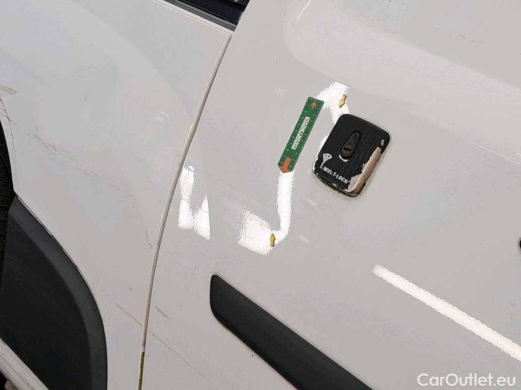  Renault  Kangoo  Express Maxi Extra (Série Spéciale) 1.5 dCi 90CV BVM5 E6 #29