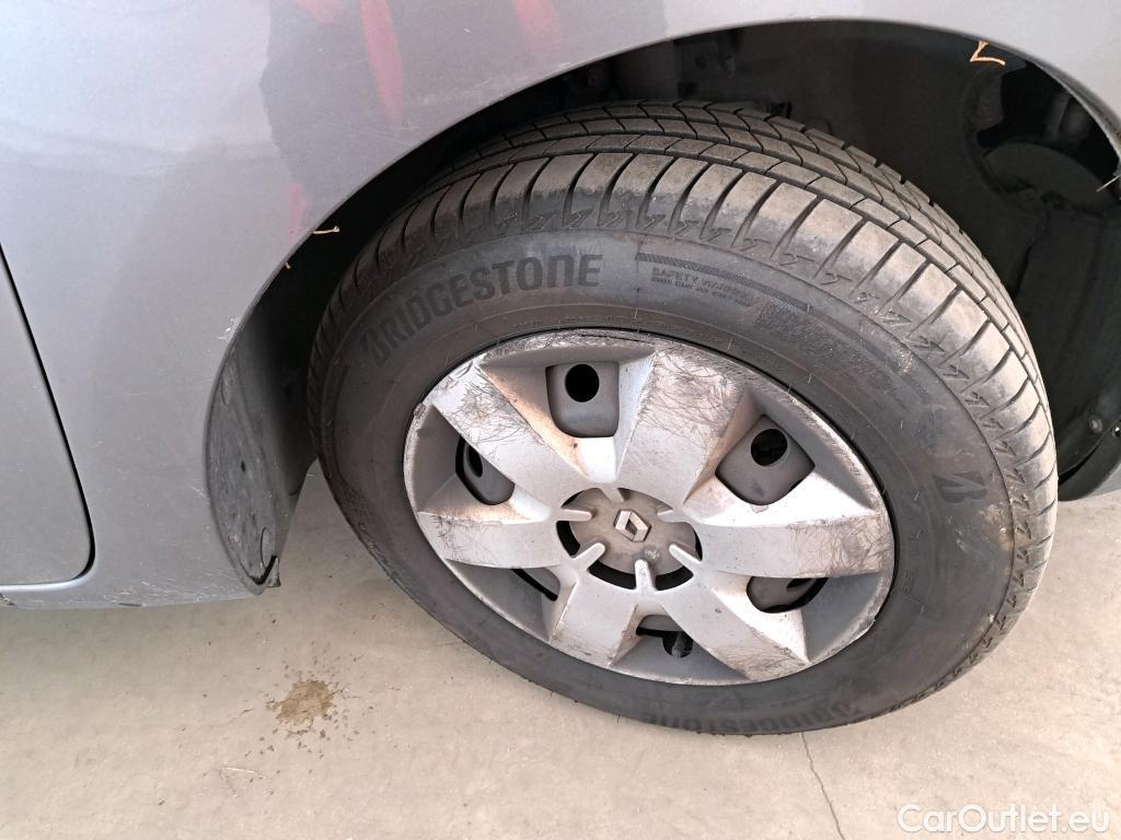  Renault  Kangoo RENAULT  Express / 2013 / 4P / Fourgonnette Grand Confort TCe 115 EDC #65