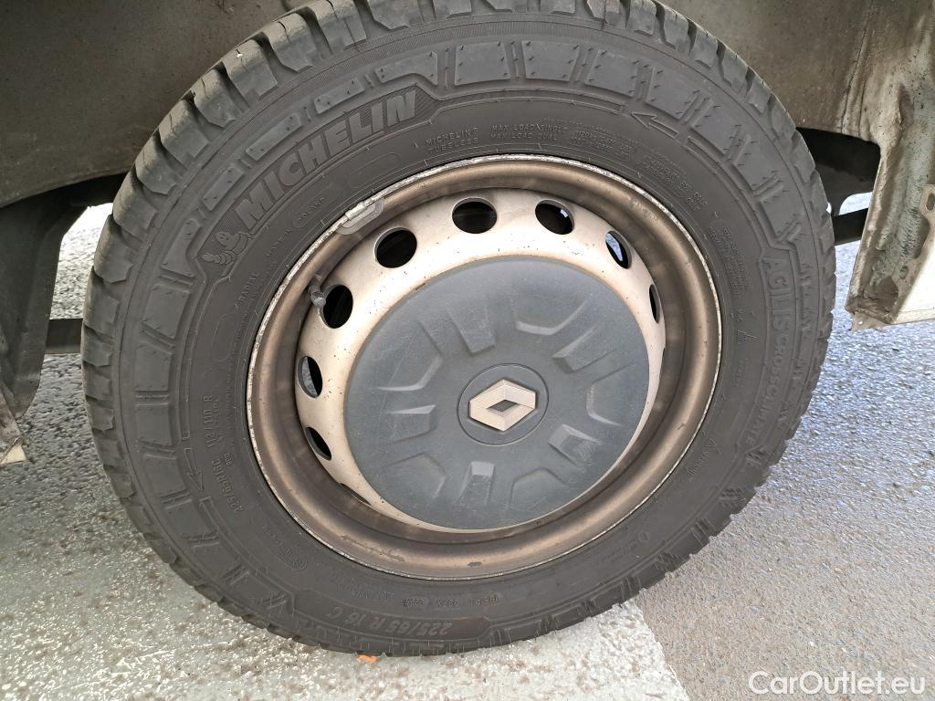  Renault  Master  III Fourgon L3H2 3 5 Grand Confort dCi 145CV BVM6 E6 #36