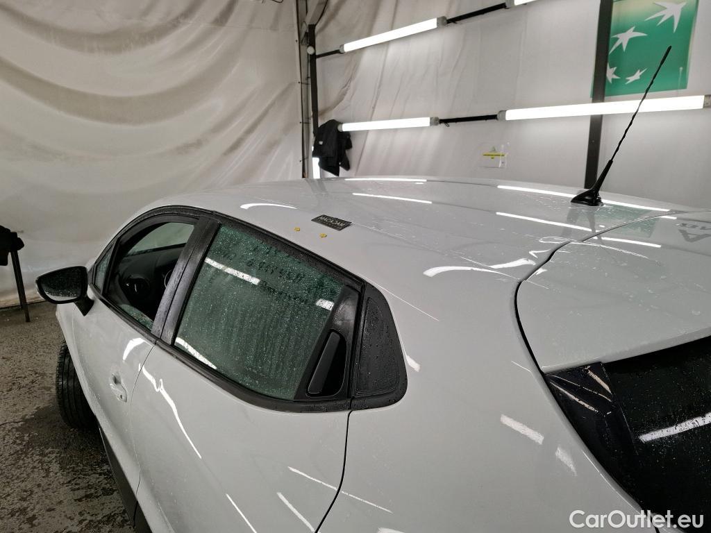  Renault  Clio  IV Air MediaNav 1.5 dCi 75CV BVM5 E6 #15